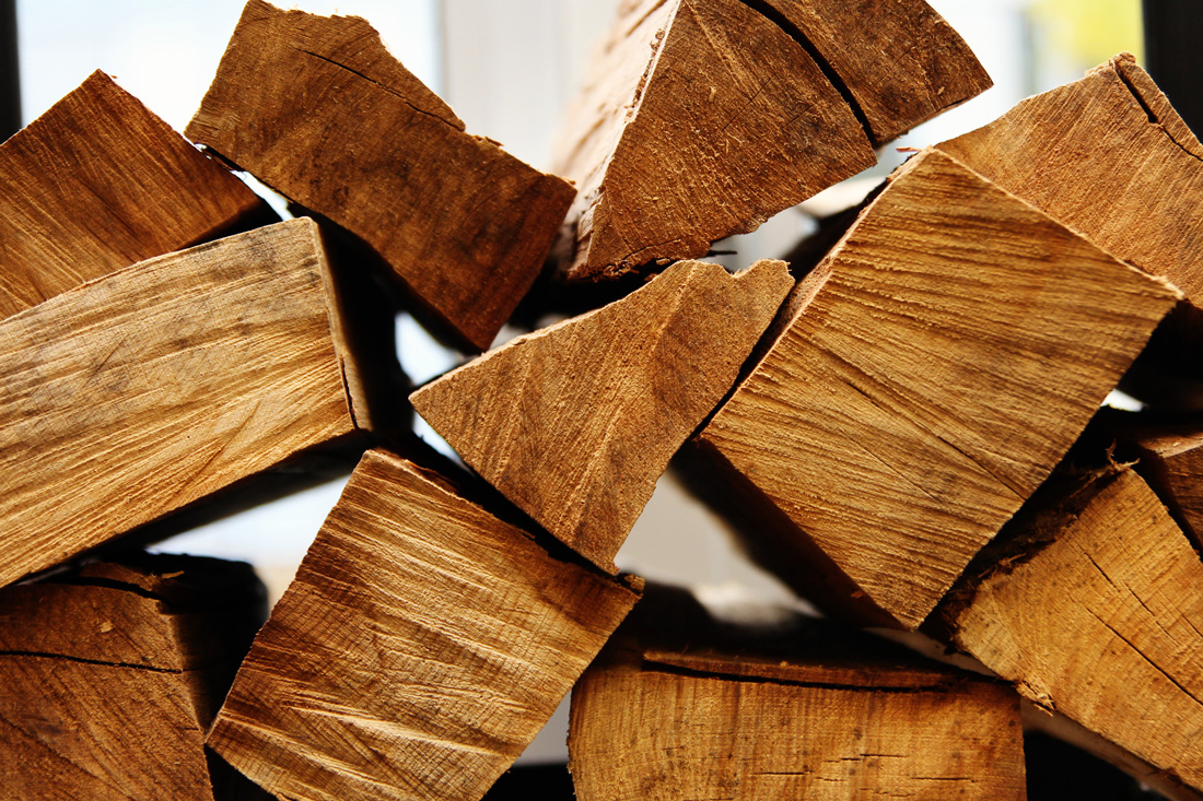 How to prepare your firewood for chimney.